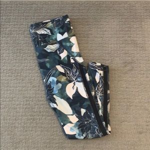 ATHLETA printed full length legging